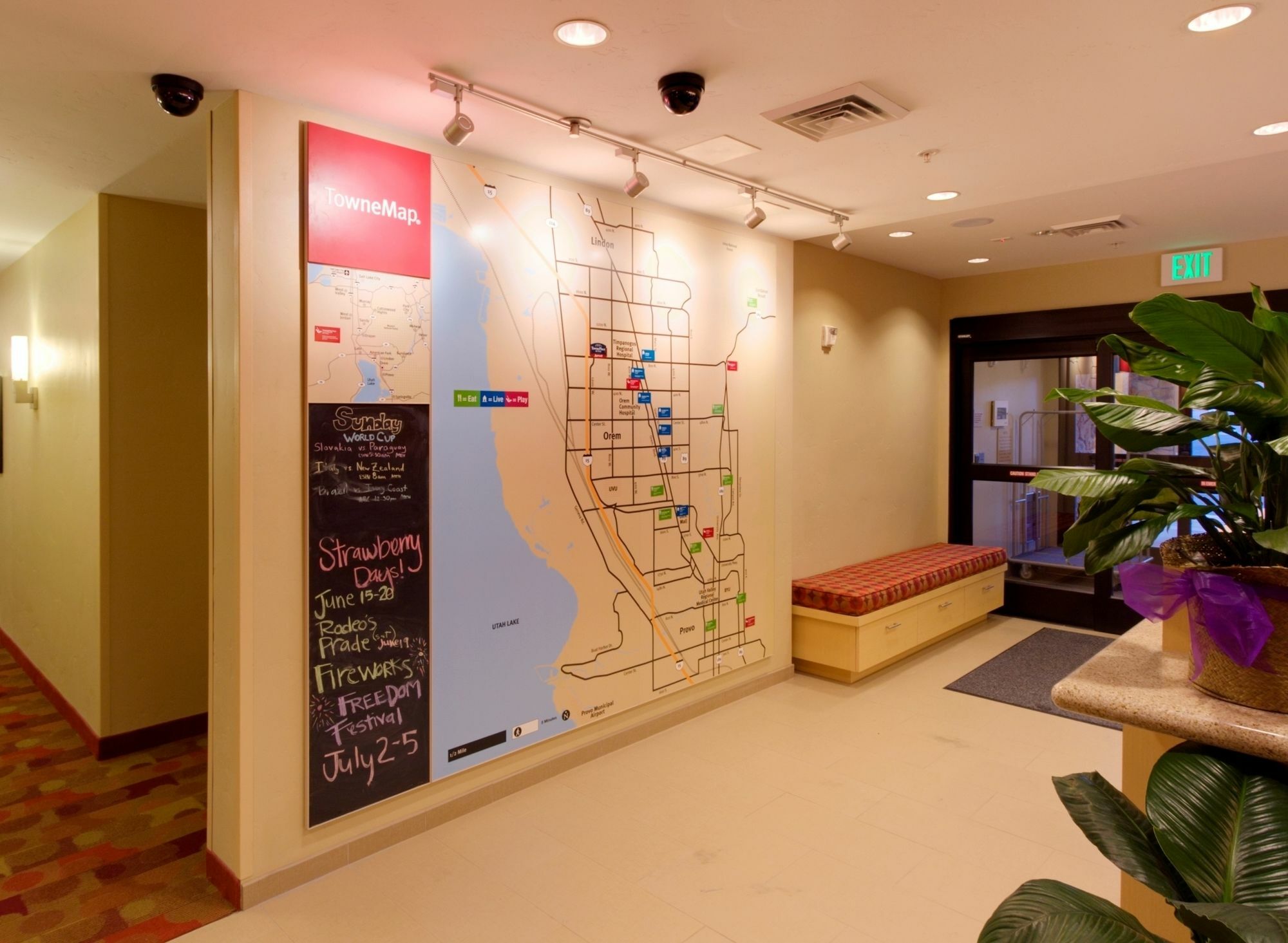 Towneplace Suites By Marriott Provo Orem Bagian luar foto
